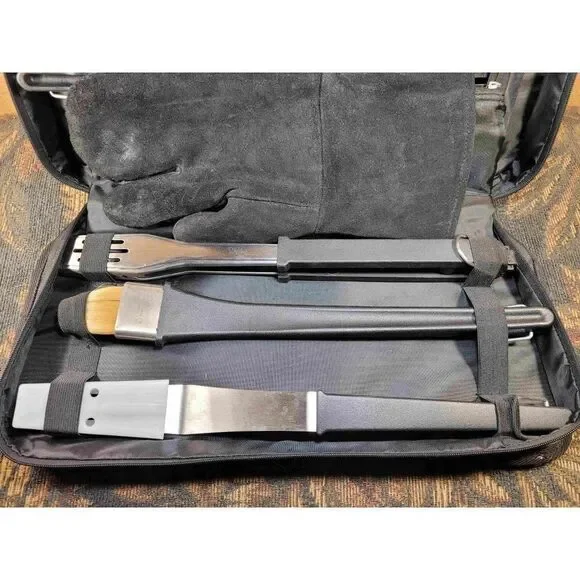 Pampered Chef BBQ Tool Set with Glove and Zippered Case